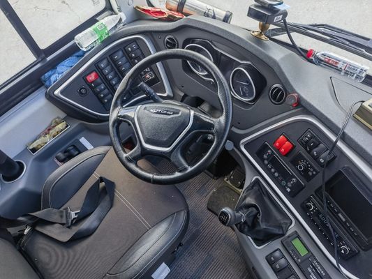 Euro 6 Doppeltürer Gebrauchtbusse mit extra großem Gepäcklager