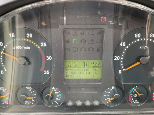 44 Sitzplätze Gebrauchtbusse, Gebrauchttouristenbus mit 2 Türen / WP7.270E51 Motor