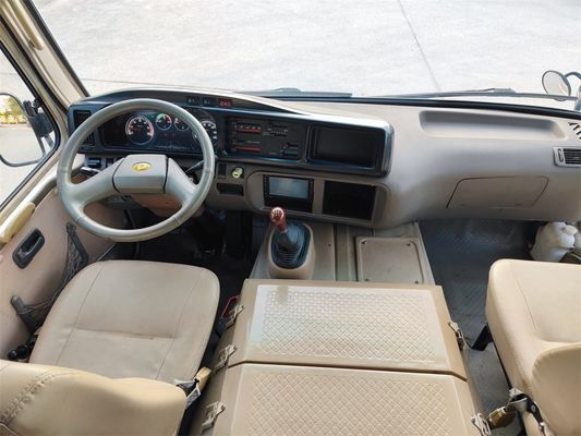 23 Sitzplätze, Gebraucht-Diesel-Van, TOYOTA zweithander Minibus.