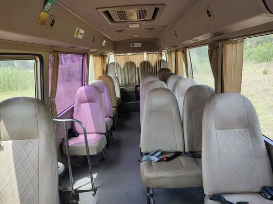 Golden Dragon Second Hand Tour Bus 22 Sitzplätze Vorbesitz Busse mit Klimaanlage