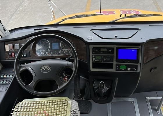 46 Sitzplätze Renovierter Schulbus Gelb Manualgetriebe