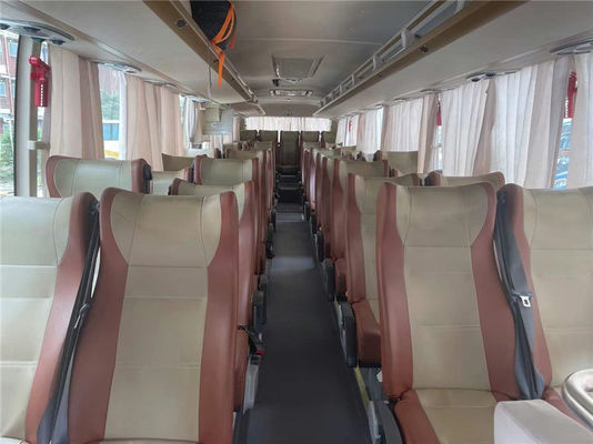 46 Sitzplätze Gebraucht Yutong Busse Euro 5 Diesel Manualgetriebe Gebraucht Bus Bus