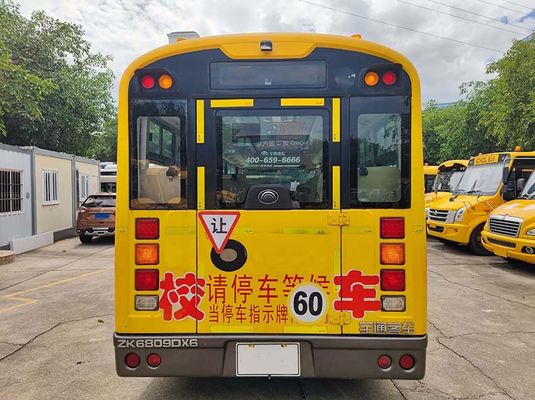 Yutong 41 Sitze Gebraucht Schulbusse Dieselkraftstoff im August 2014 produziert