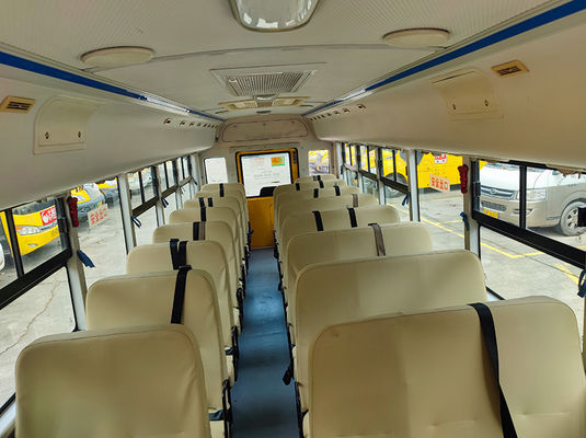 Yutong 41 Sitze Gebraucht Schulbusse Dieselkraftstoff im August 2014 produziert