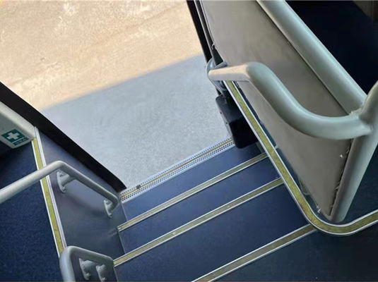 Euro 5 LHD Diesel Gebrauchter Reisebus 55 Sitze ZK6125HQT5Z