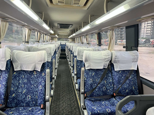 Weißer großer Gebrauchtpassagierbus 47 Sitzplätze Vorbesitzender Bus mit Manualgetriebe