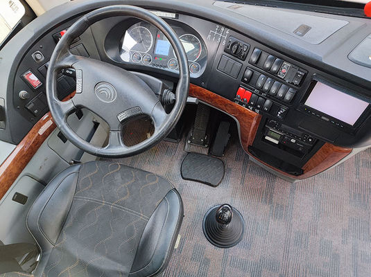 Luxuriöse rosa gebrauchte Busse Euro 5 LHD Gebraucht Diesel Shuttle Bus zum Verkauf