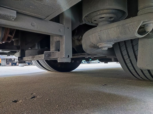 Luxuriöse rosa gebrauchte Busse Euro 5 LHD Gebraucht Diesel Shuttle Bus zum Verkauf