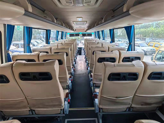 2 Türen Gebrauchtes Linkslenken Busse Dieselbetrieb 47 Sitzplätze Gebrauchtes Passagierbus
