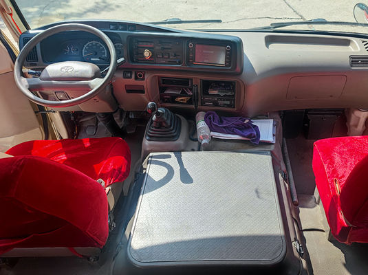 23 Sitze  Gebrauchter Reisebus mit Schaltgetriebe