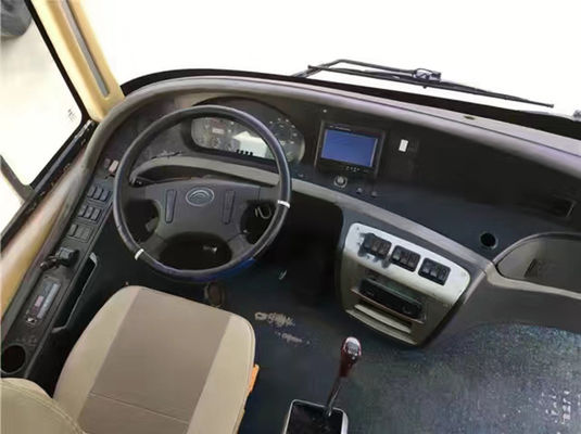 Yucai Motor Gebrauchtpassagierbus 47 Sitzplätze Manuelle Getriebe YuTong Gebraucht Stadtbus