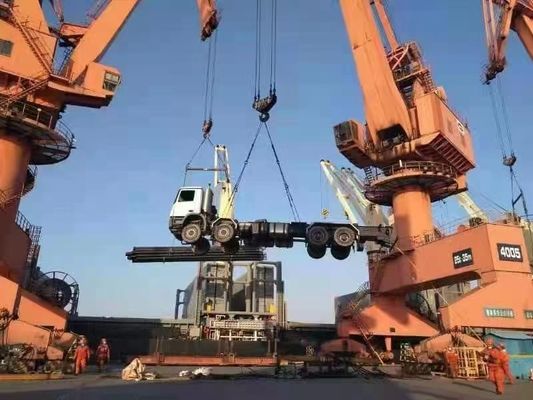 23 Sitze belegter Bus mit versiegelten Fenstern, Schaltgetriebe