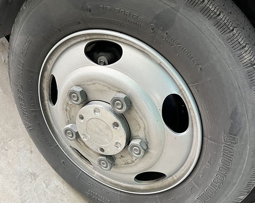 23 Sitze belegt  Bus 7m Benzin Gebraucht Minibus