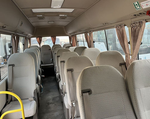 Toyota 23 Sitzplätze Gebrauchtbahnbus 7m Benzin Gebraucht Minibus