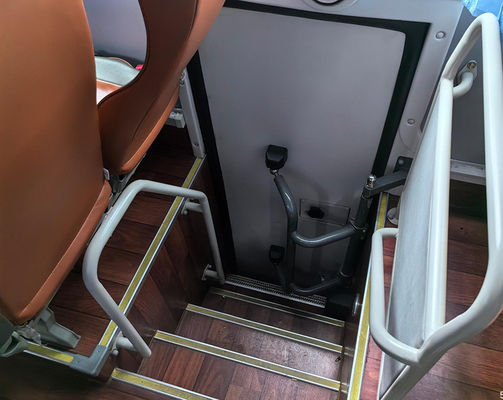 Yaxing LHD 48 Sitze Gebrauchtbus Bus Diesel Kraftstoff Maximalgeschwindigkeit 100 Km/h Fahrbus