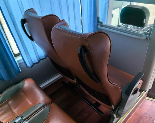 Yaxing LHD 48 Sitze Gebrauchtbus Bus Diesel Kraftstoff Maximalgeschwindigkeit 100 Km/h Fahrbus