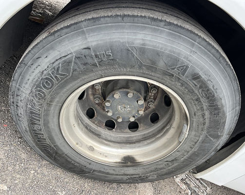 12m 57 Sitze LHD Gebraucht Bus Dieselmotor Reisebus 1 Tür Gebrauchte Nutzfahrzeuge