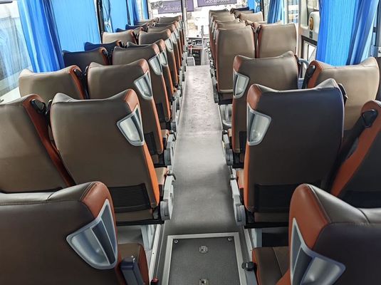 Yutong Bus Gebraucht Diesel Bus mit 220 kW Motorleistung 50 Sitzplätze Gebraucht Touristenbus