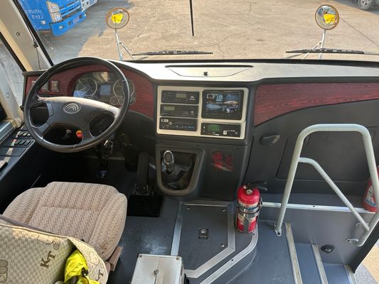 Gebrauchter Schulbus mit 36 Sitzen, Gelber Dieselmotor, Linkslenker ZK6669DX7