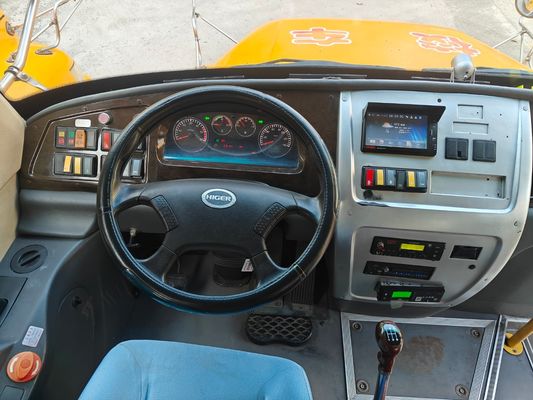2015 werden 56 gebrauchte gelbe Schulbusse mit Dieselmotoren produziert